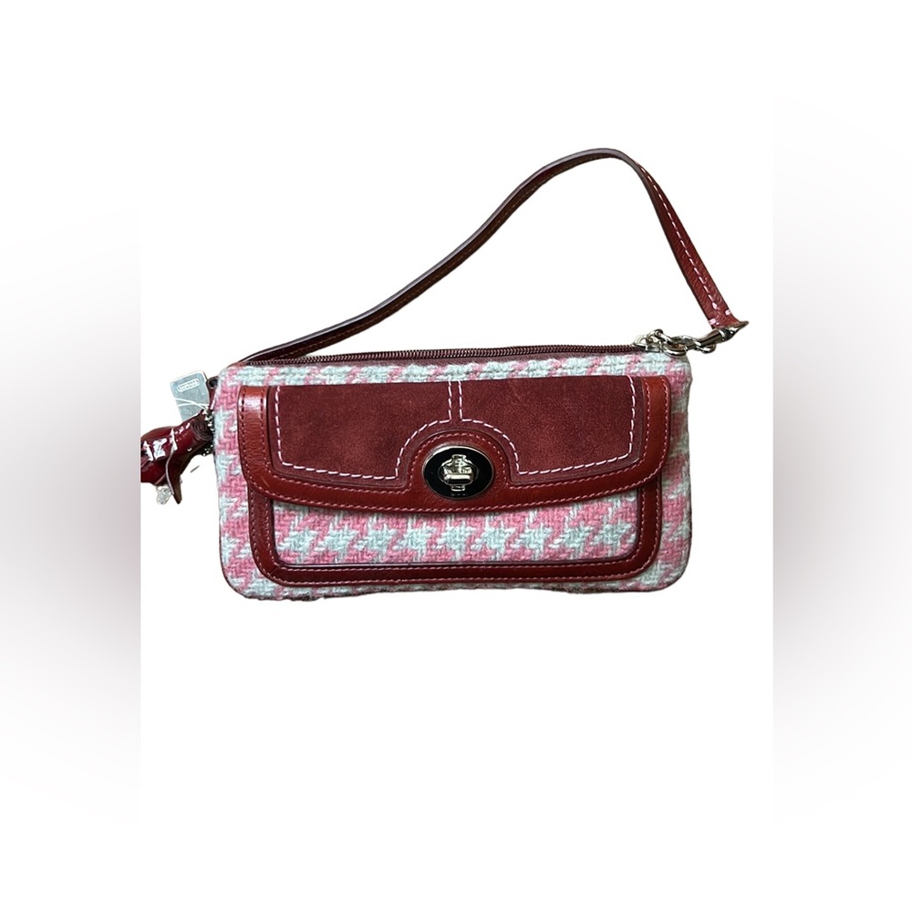 🌸Coach wristlet GORGEOUS🌸